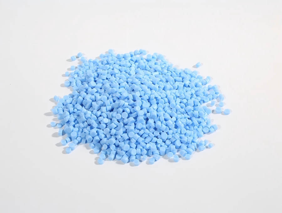 Superficies injectiones TPE effecti materiales albescentes vertuntur - quaestio est cum forma an materia rudis?